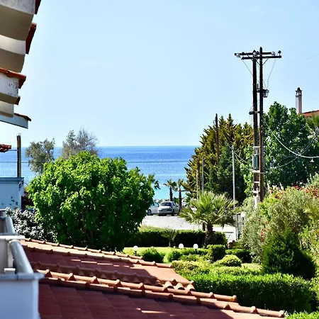 Relaxed Family With Garden, Just Steps From The In Fourka וילה Skála Foúrkas